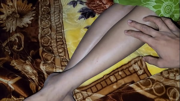 Beautiful Housewife Hot Sex with Brother-in-law and got Cum in Pussy