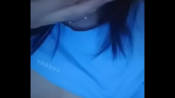 Chinese fingers herself