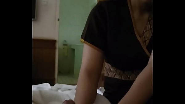 按摩店技师非常漂亮的小少妇