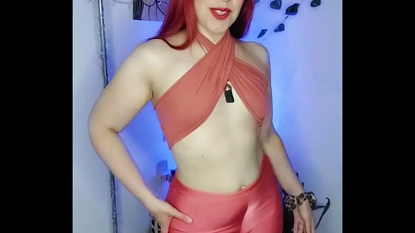 Fetiche de OMBLIGO con la entrenadora del GYM!