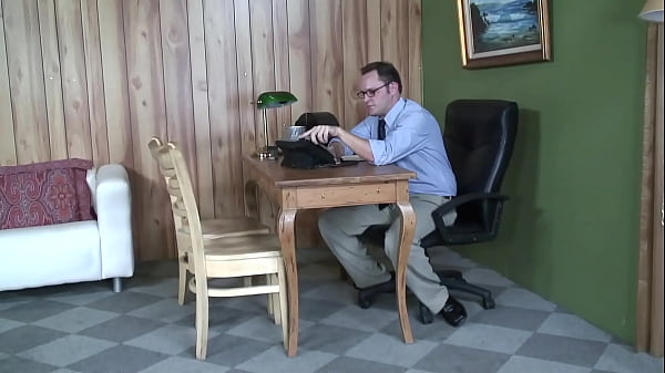 Fresh pussy Eden Adams a whore with blonde hair loves to take it in the pussy