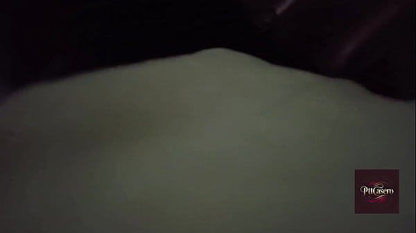 madura gime como loca y me pide que le bese el cuello – flash