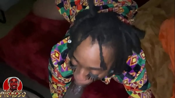 VonMadeEm Meets Alabama MILF Mfkn Sunflower