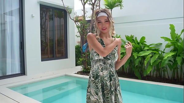 Skinny Asian Gets Wrong Massage